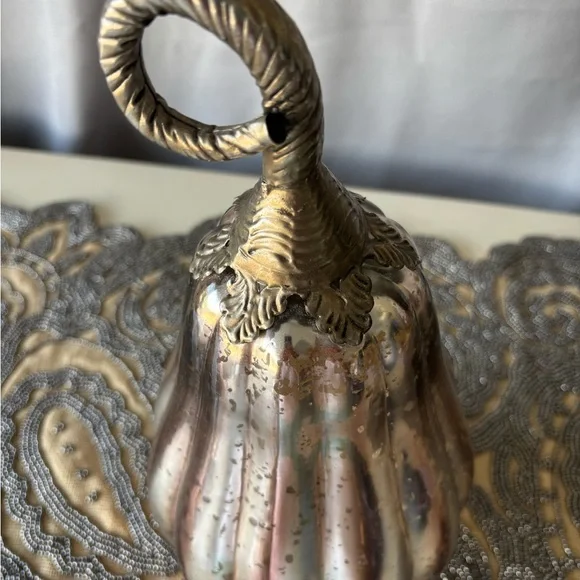 Fall/Autumn bronze glass Gourd with metal top. - Picture 3 of 3